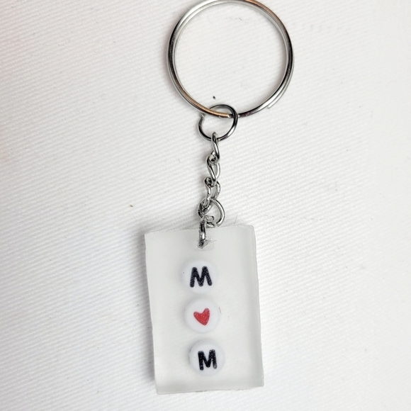 5/$25 Handmade resin epoxy glow in the dark mom keychain - Picture 2 of 2